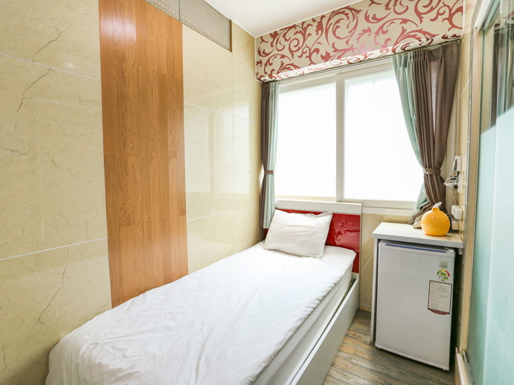 Guesthouse Myeongdong 2 Seul Esterno foto